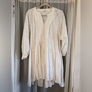 Elegant White Lace Dress